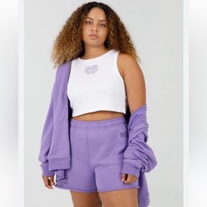 NWOT the Mayfair Group purple shorts, size L/XL